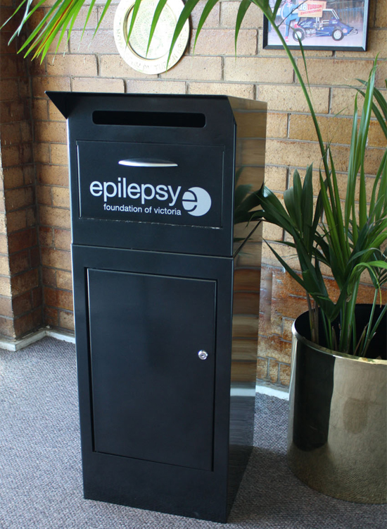 Parcel_Bin_Letterbox-550x750
