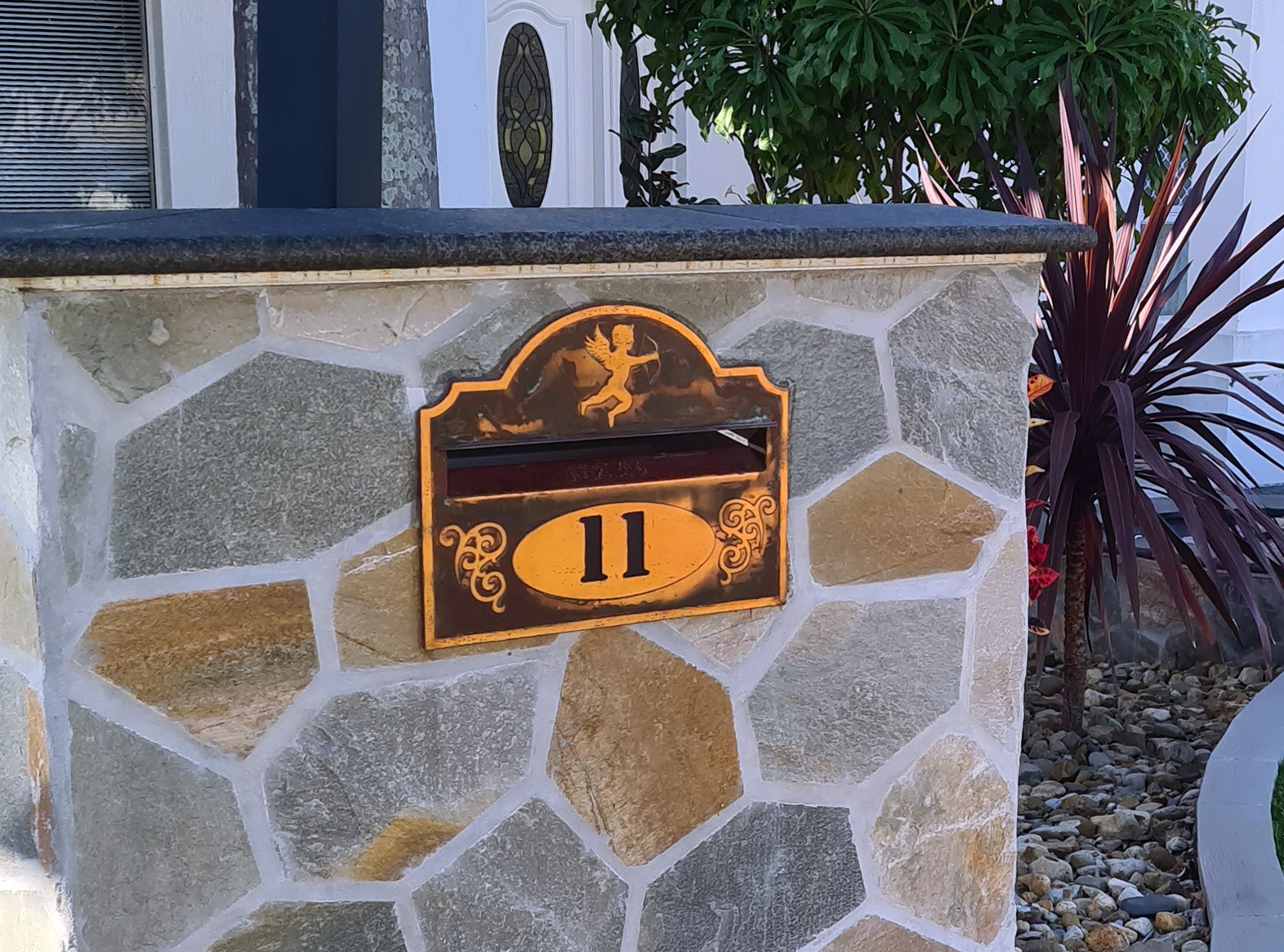 Hampton Copper Mailbox