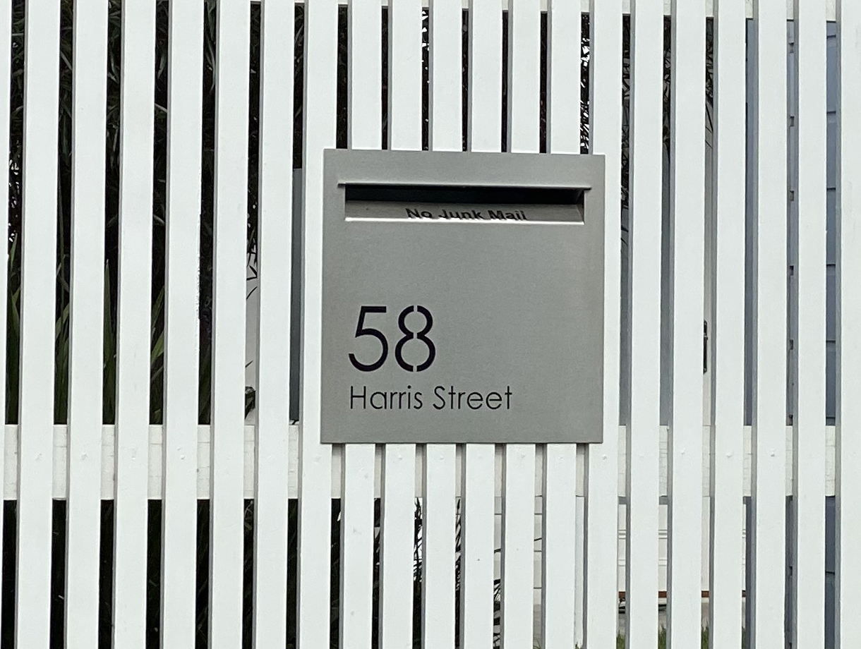Malcolm Stainless Letterbox - Image 5
